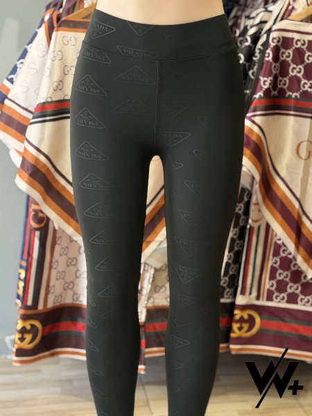 فيزون prada