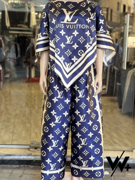 طقم Louis vuitton