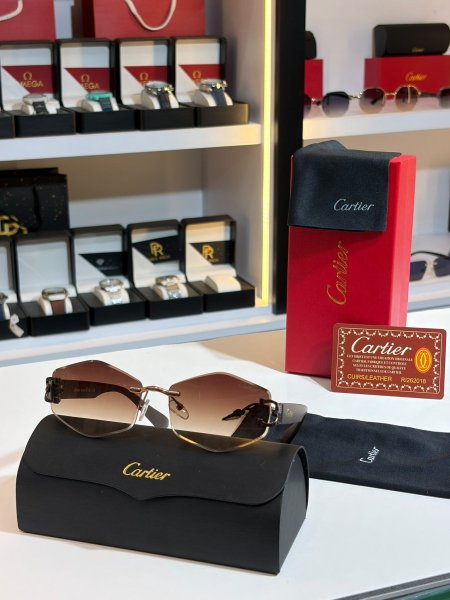 نظارة Cartier